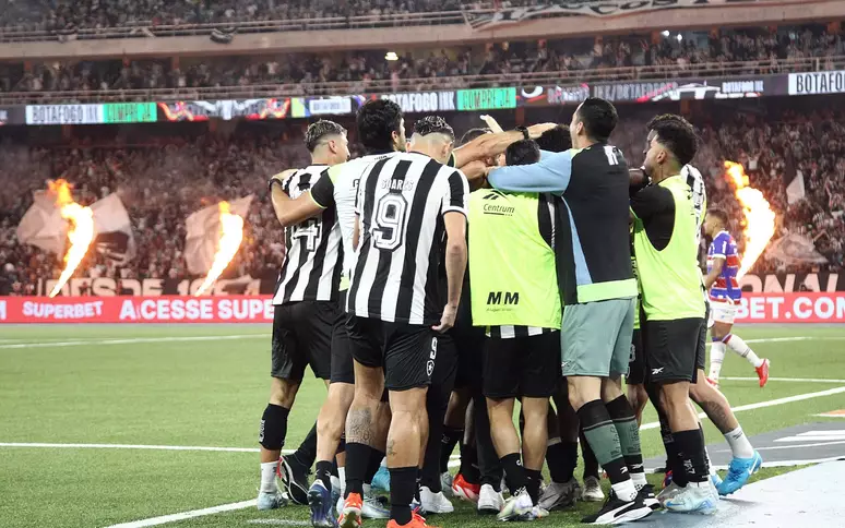 10-Curiosidades-Fascinantes-sobre-o-Botafogo-de-Futebol-e-Regatas-que-Voce-Precisa-Conhecer- 10 Curiosidades Fascinantes sobre o Botafogo de Futebol e Regatas que Você Precisa Conhecer