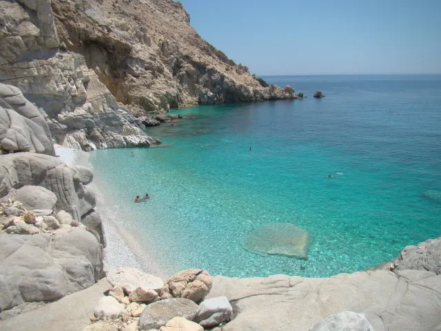 15-Ilhas-Paradisiacas-Desconhecidas-que-Poucos-Turistas-Visitam-2025-2 15 Ilhas Paradisíacas Desconhecidas que Poucos Turistas Visitam [2025]