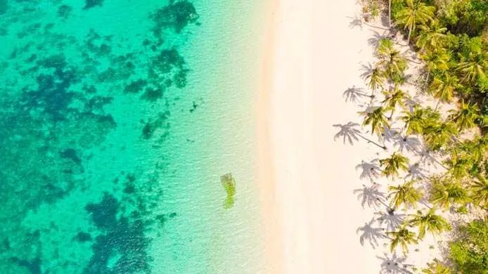 15-Ilhas-Paradisiacas-Desconhecidas-que-Poucos-Turistas-Visitam-2025-6 15 Ilhas Paradisíacas Desconhecidas que Poucos Turistas Visitam [2025]